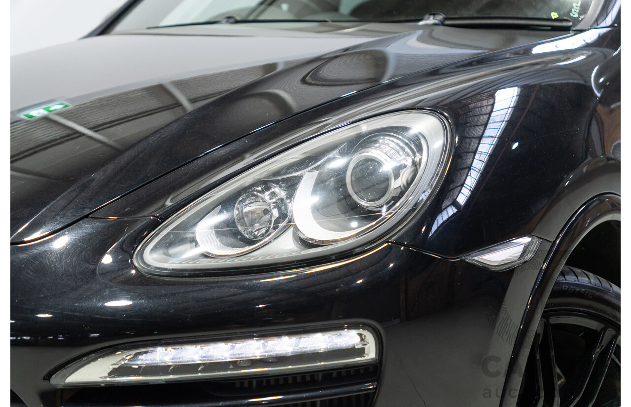02/2013 Porsche Cayenne Diesel (AWD) Series 2 MY13 4d Wagon Jet Black Metallic Turbo Diesel V6 3.0L