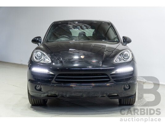 02/2013 Porsche Cayenne Diesel (AWD) Series 2 MY13 4d Wagon Jet Black Metallic Turbo Diesel V6 3.0L