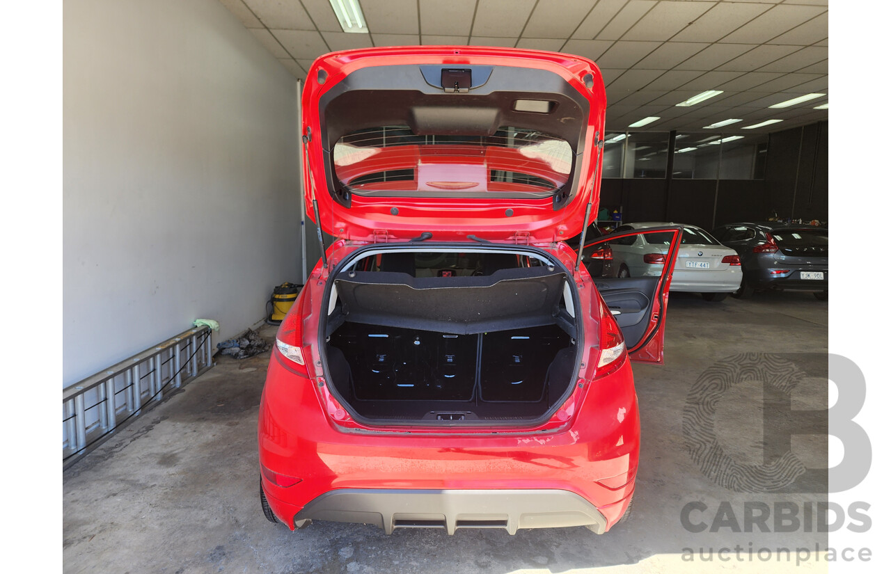 09/2009 Ford Fiesta Zetec WS 5d Hatchback Red 1.6L