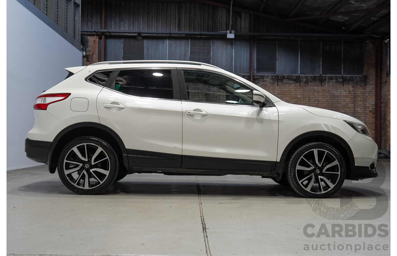 03/2017 Nissan Qashqai Ti FWD J11 4d Wagon White 2.0L