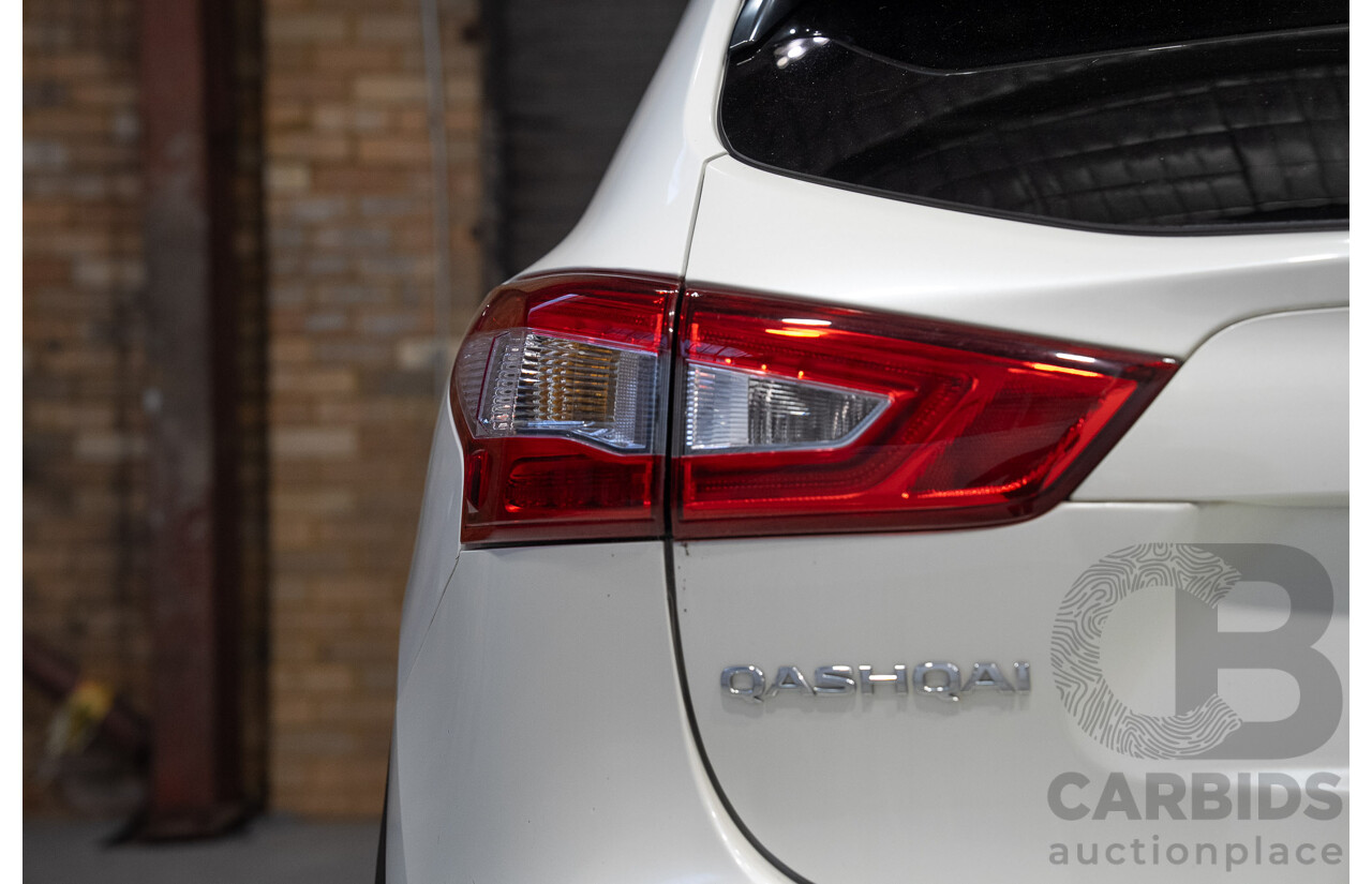 03/2017 Nissan Qashqai Ti FWD J11 4d Wagon White 2.0L
