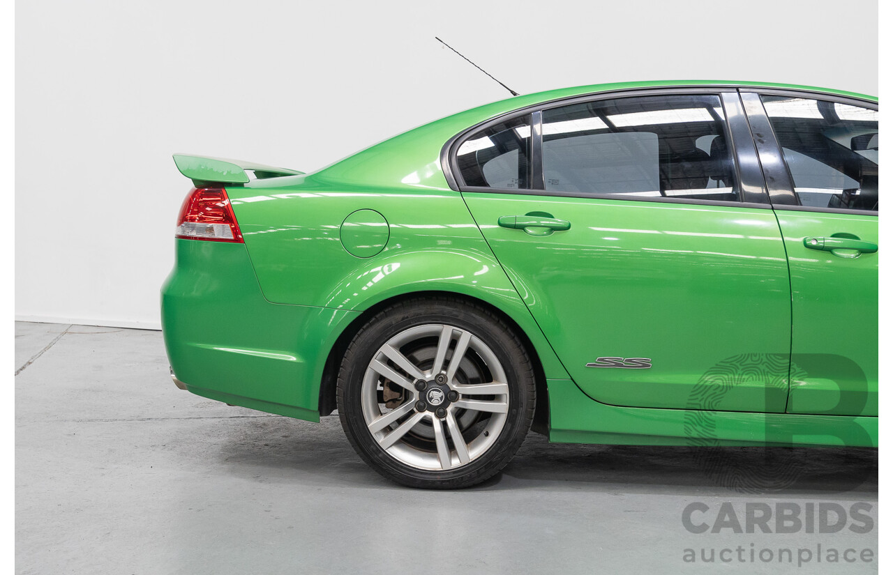 01/2008 Holden Commodore SS VE MY08 4d Sedan Atomic Green V8 6.0L