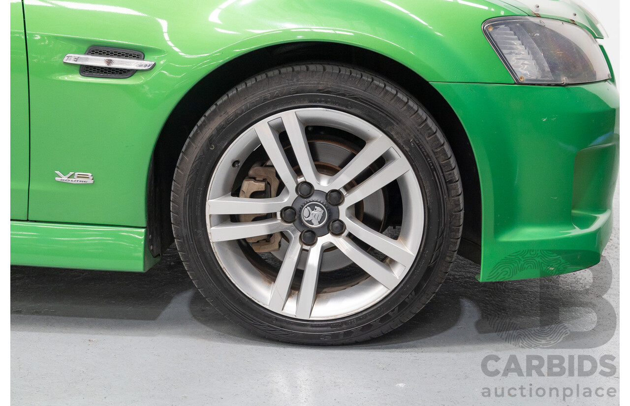 01/2008 Holden Commodore SS VE MY08 4d Sedan Atomic Green V8 6.0L