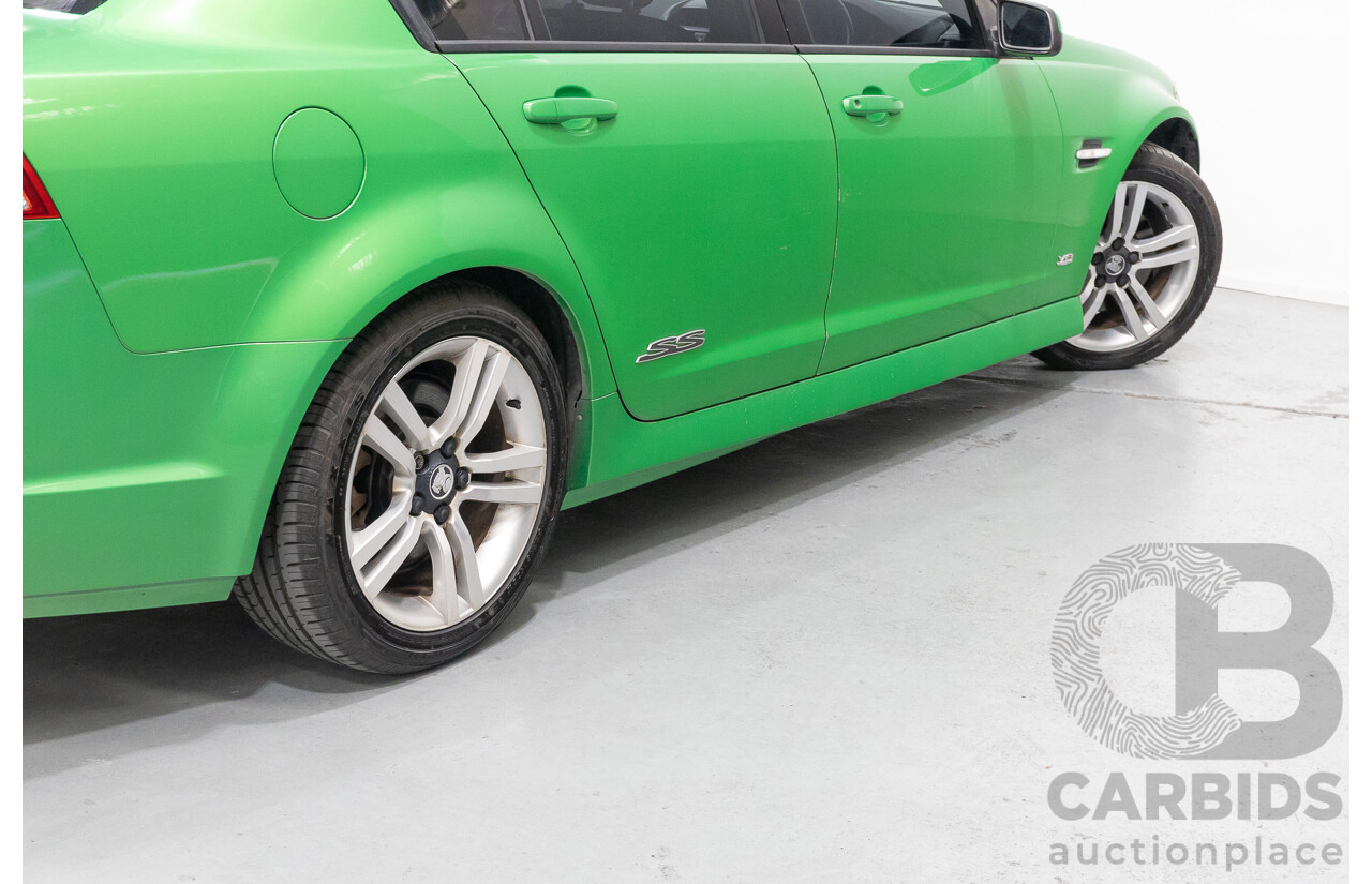 01/2008 Holden Commodore SS VE MY08 4d Sedan Atomic Green V8 6.0L