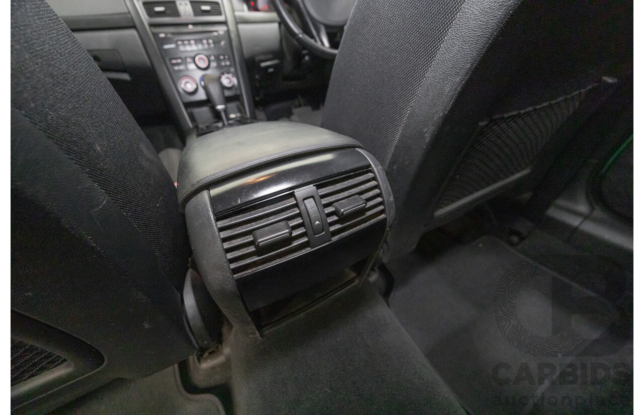 01/2008 Holden Commodore SS VE MY08 4d Sedan Atomic Green V8 6.0L