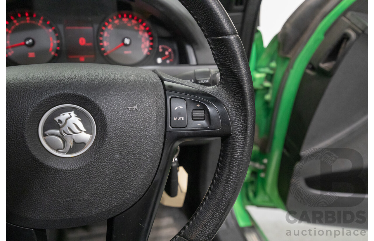01/2008 Holden Commodore SS VE MY08 4d Sedan Atomic Green V8 6.0L