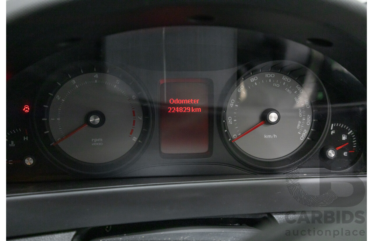 01/2008 Holden Commodore SS VE MY08 4d Sedan Atomic Green V8 6.0L
