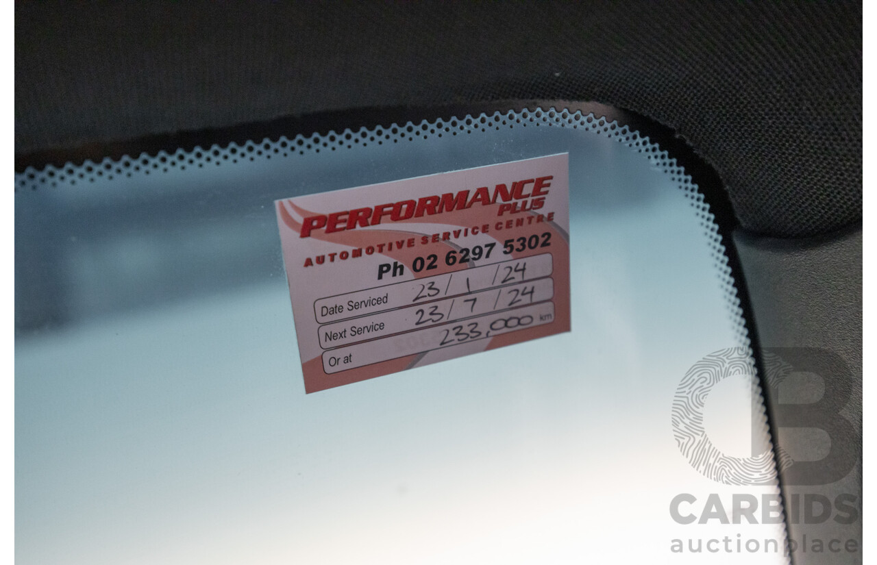 01/2008 Holden Commodore SS VE MY08 4d Sedan Atomic Green V8 6.0L