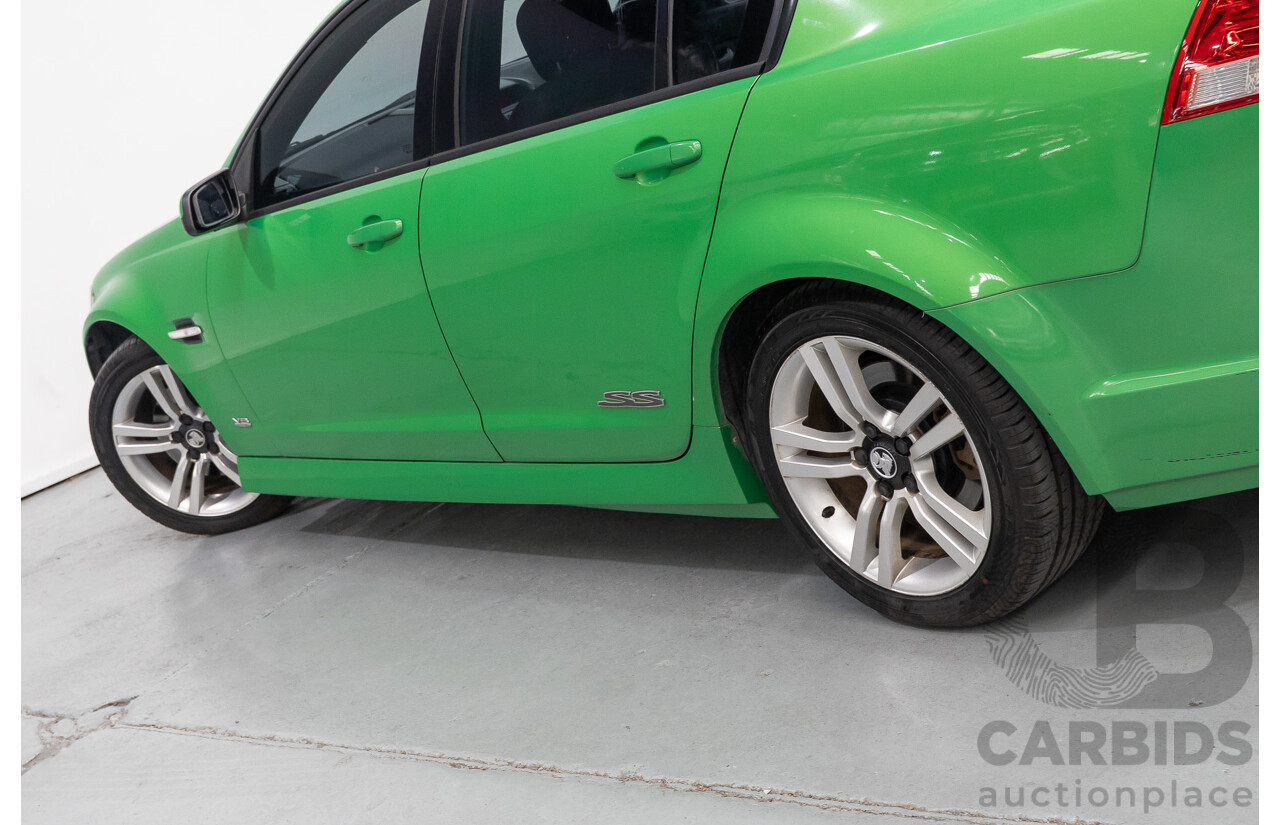 01/2008 Holden Commodore SS VE MY08 4d Sedan Atomic Green V8 6.0L