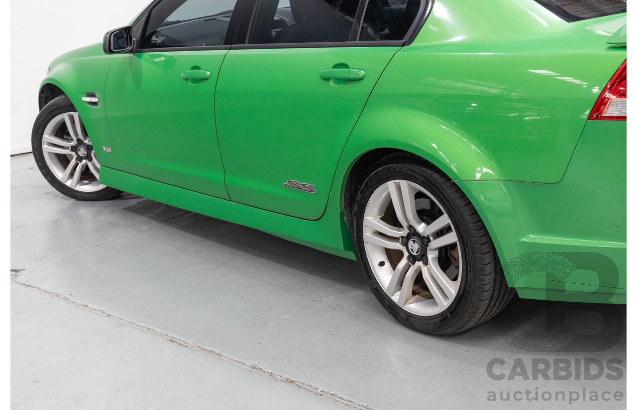 01/2008 Holden Commodore SS VE MY08 4d Sedan Atomic Green V8 6.0L