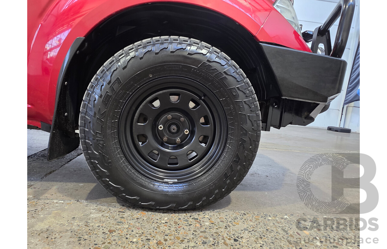 01/2013 Nissan Navara ST (4x4) D40 Dual Cab P/Up Red 2.5L