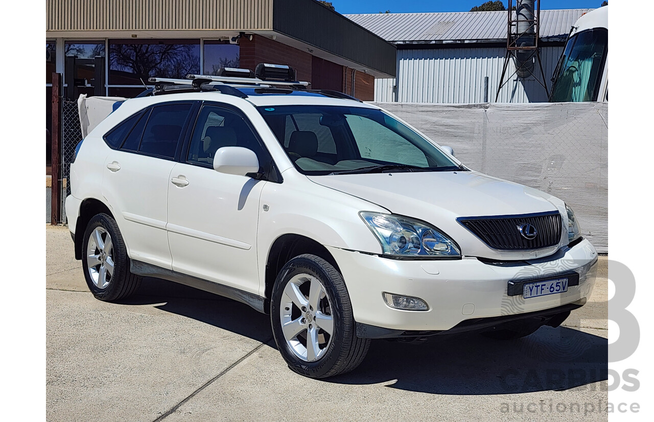 11/2004 Lexus Rx330 Sports MCU38R 4d Wagon White 3.3L