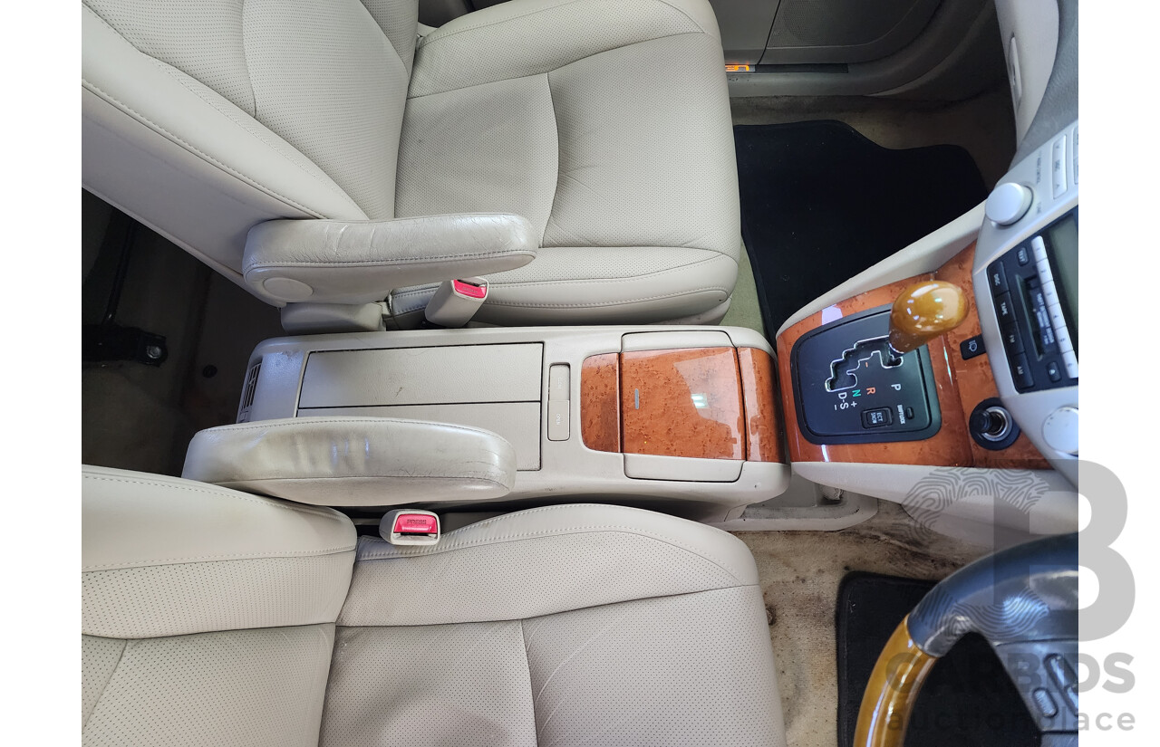 11/2004 Lexus Rx330 Sports MCU38R 4d Wagon White 3.3L