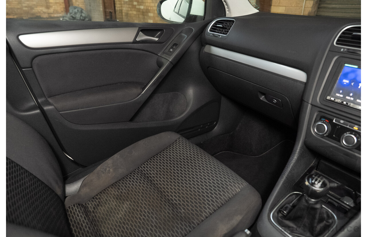 03/2012 Volkswagen Golf 77 TSI 1K MY12 5d Hatchback White 1.2L