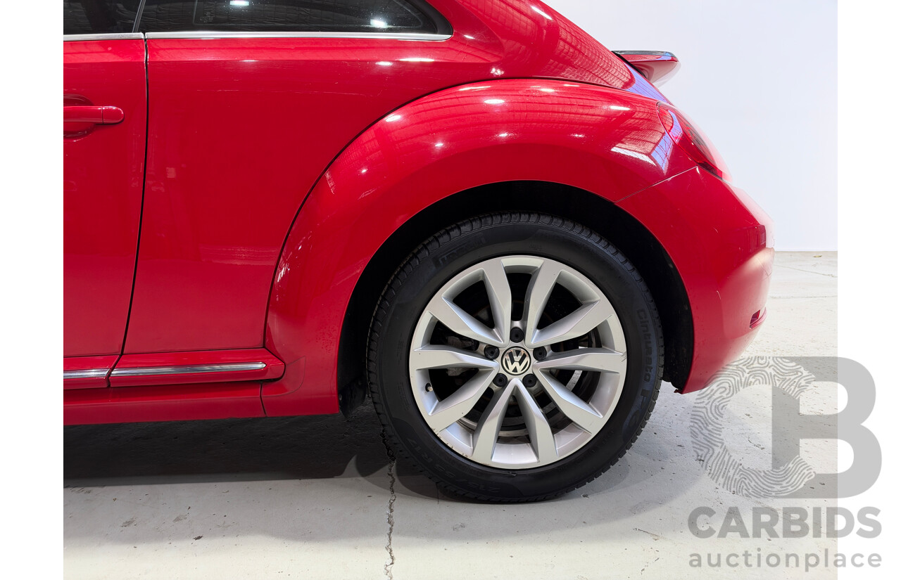 11/2013 Volkswagen Beetle 1L 3D Hatchback Red 1.4L