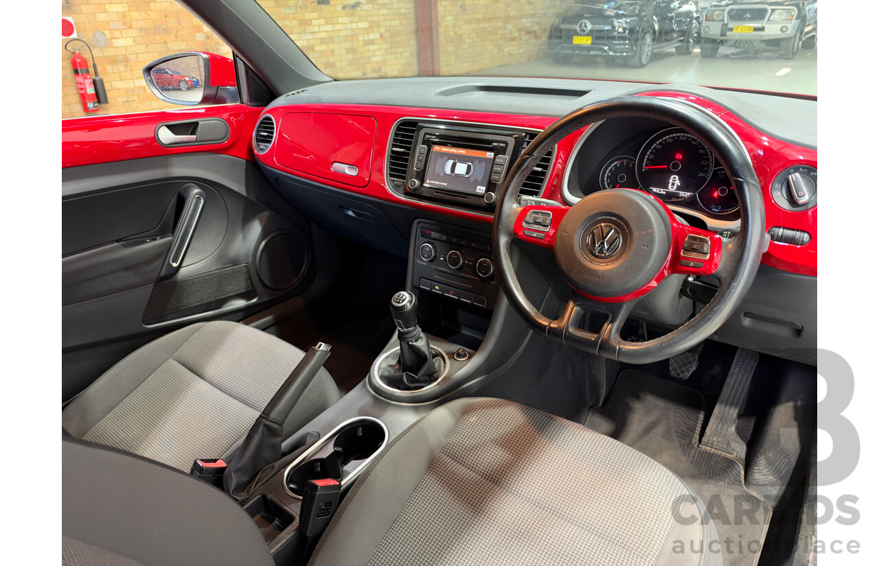 11/2013 Volkswagen Beetle 1L 3D Hatchback Red 1.4L