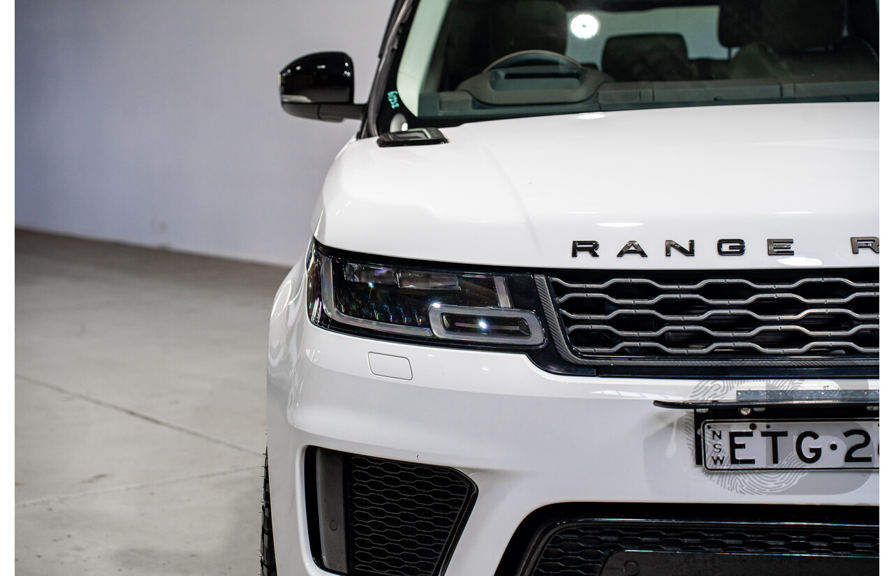 01/2018 Land Rover Range Rover Sport 3.0 SDV6 HSE (AWD) LW MY18 4d Wagon Polaris White Twin Turbo Diesel 3.0L