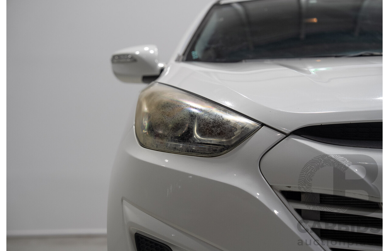 3/2015 Hyundai Ix35 Active LM Series II 4d Wagon Pure White 2.0L