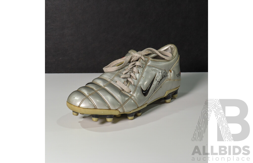 NRL Record 430-Game Player & Australian Captain Cameron Smith - Signed Nike Total 90 Football Boot