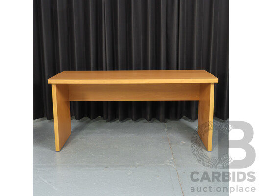 Modern Melamine Desk.