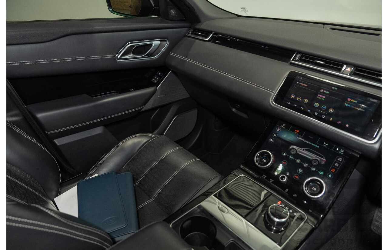09/2017 Land Rover Range Rover Velar D300 HSE (AWD) L560 MY18 4d Wagon Ultimate Black Metallic Twin Turbo Diesel V6 3.0L