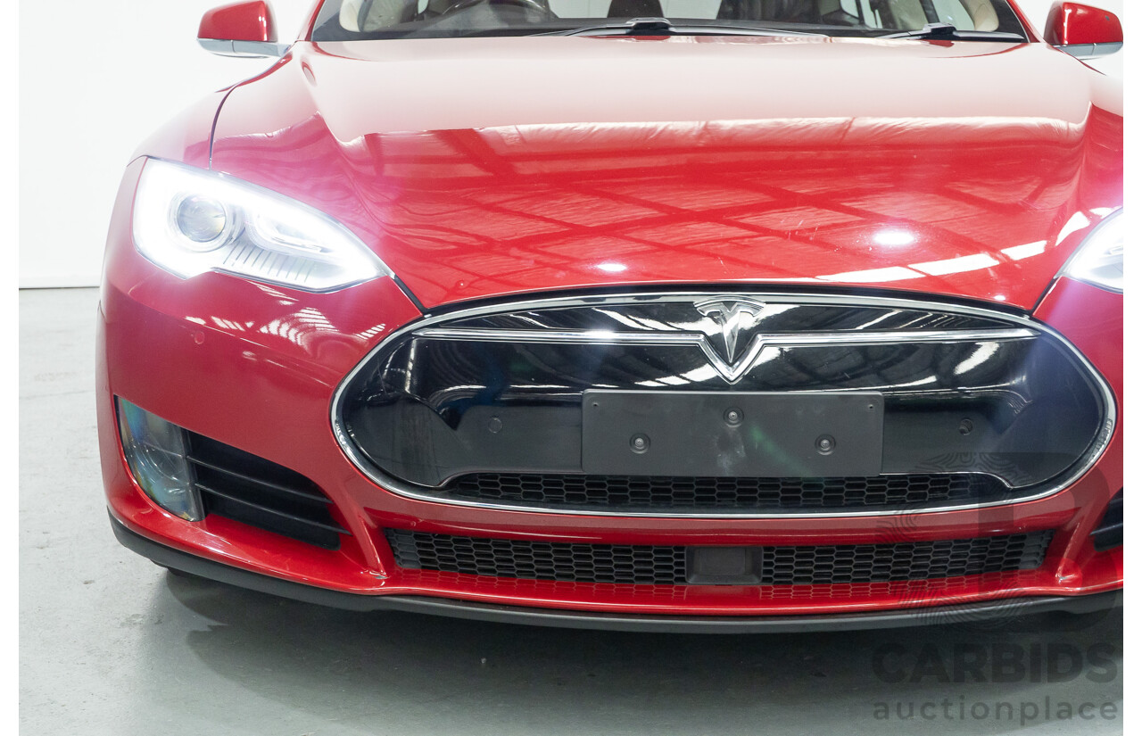 10/2015 Tesla Model S P85D (AWD) 4d Hatchback Sunset Red Metallic - Dedicated Electric EV 376kW