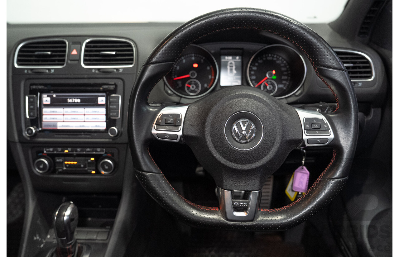 04/2012 Volkswagen Golf GTI 1K MY12 5d Hatchback Reflex Silver 2.0L