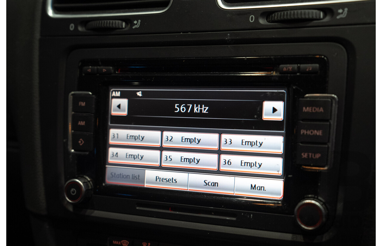 04/2012 Volkswagen Golf GTI 1K MY12 5d Hatchback Reflex Silver 2.0L