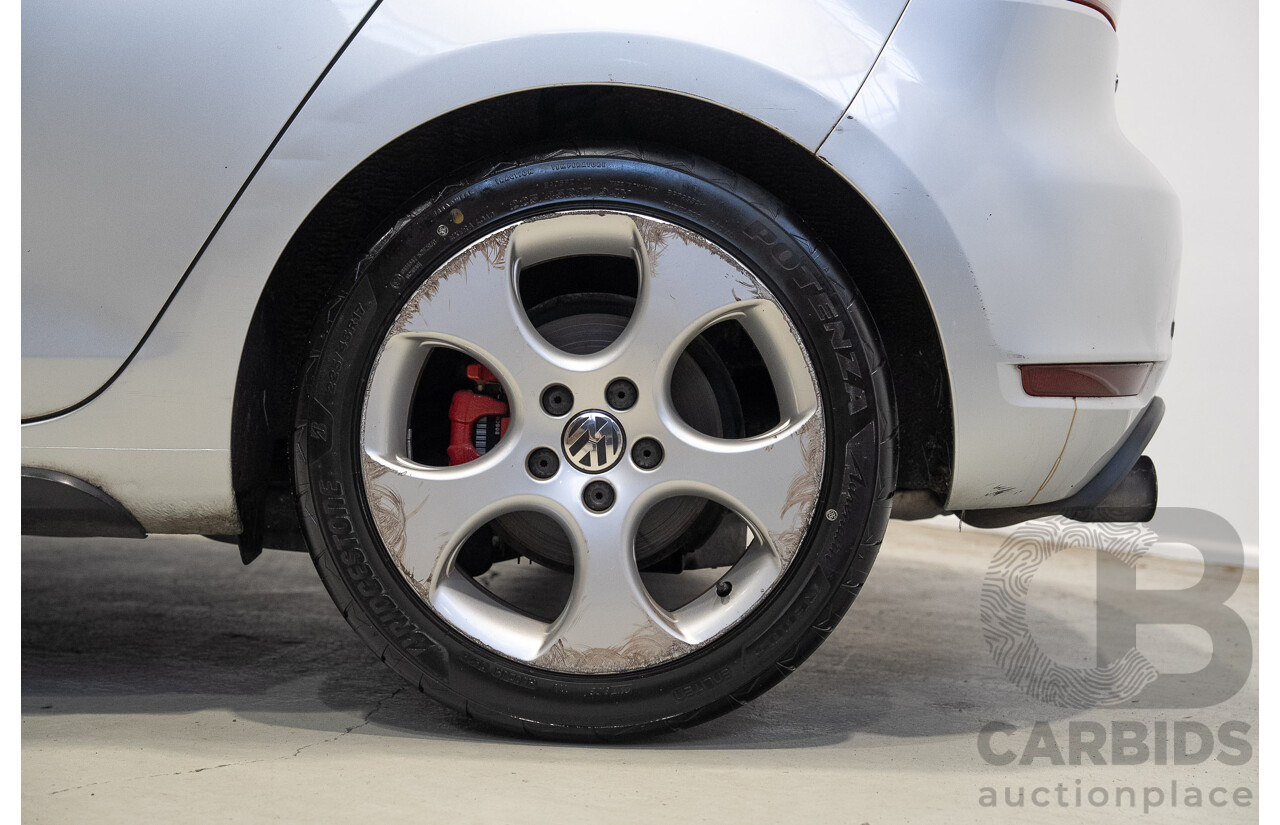04/2012 Volkswagen Golf GTI 1K MY12 5d Hatchback Reflex Silver 2.0L