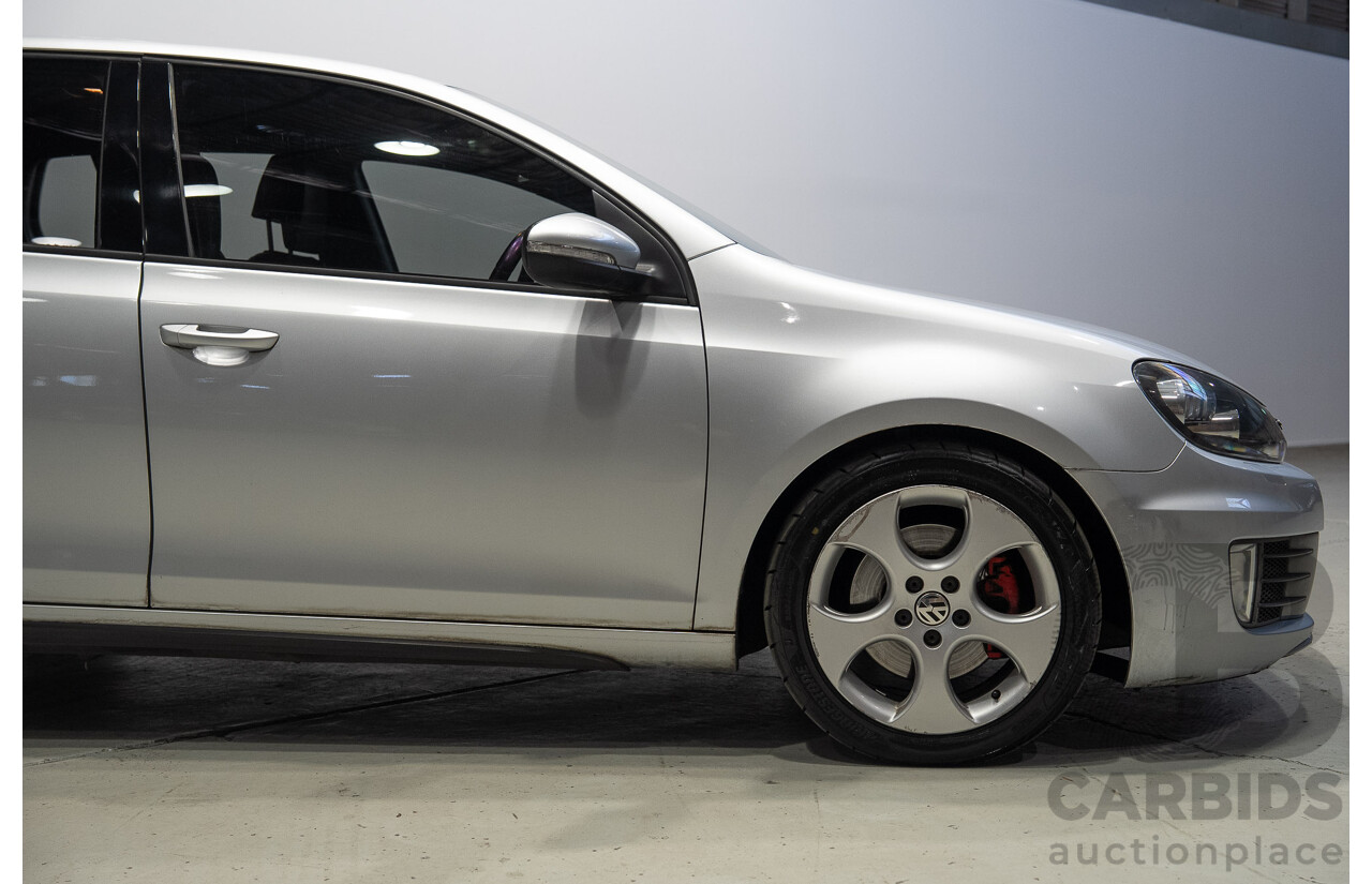 04/2012 Volkswagen Golf GTI 1K MY12 5d Hatchback Reflex Silver 2.0L