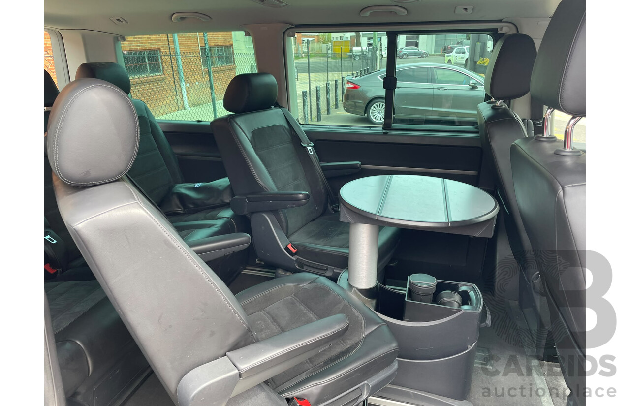 7/2016 Volkswagen Multivan Generation Six TDI 450 T6 MY16 4d Wagon Reflex Silver & Acapulco Blue Metallic Twin Turbo Diesel 2.0L