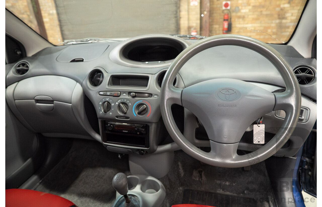 06/2000 Toyota Echo NCP10R 3d Hatchback Blue 1.3L
