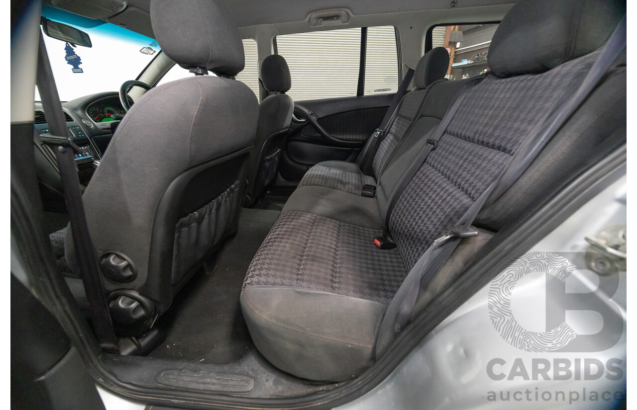04/2004 Holden Adventra CX8 VYII 4d Wagon Silver 5.7L