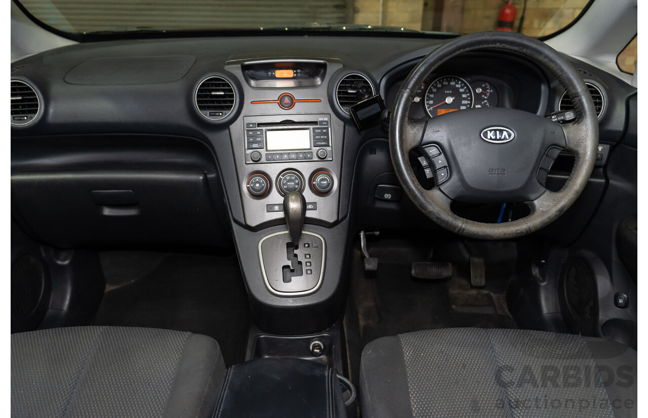 01/2010 Kia Rondo EX UN MY10 4d Wagon Titanium Silver 2.0L - 7 Seater