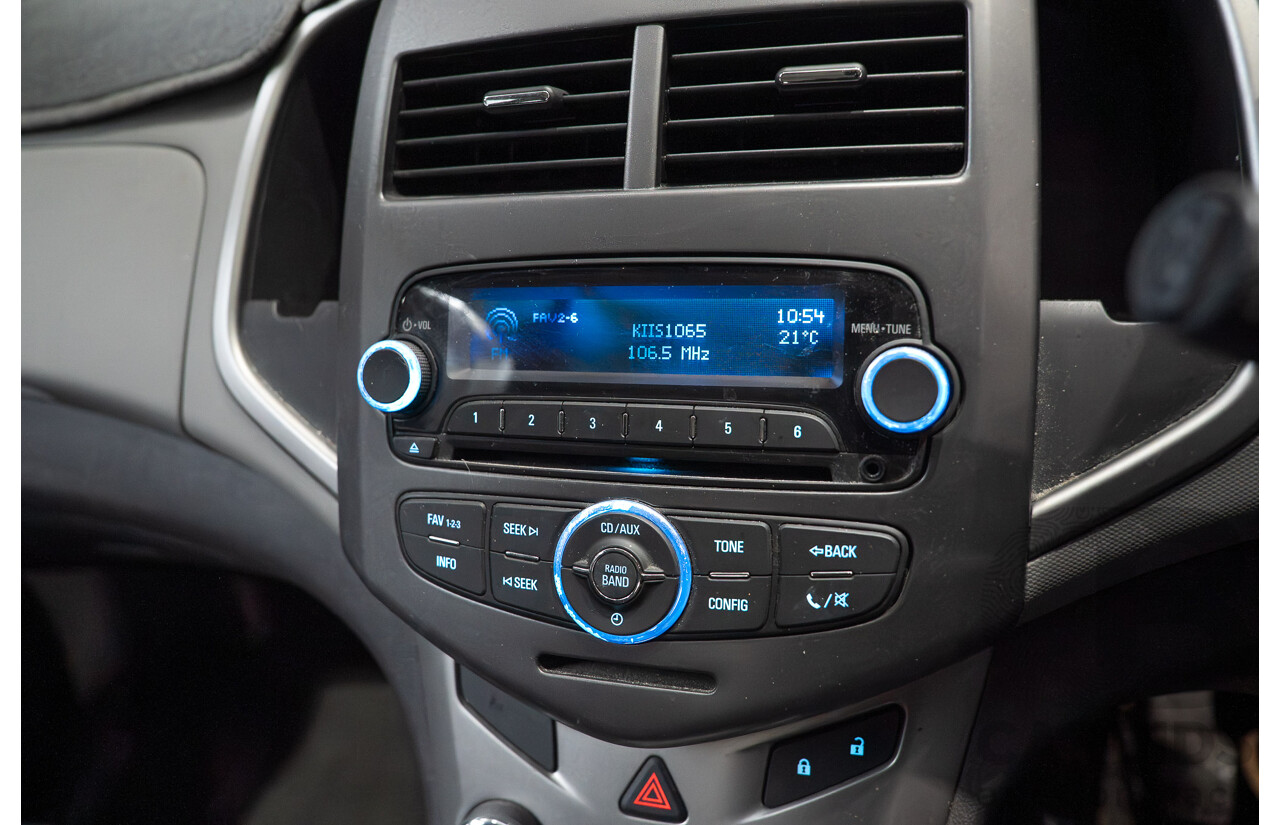 09/2013 Holden Barina CD TM MY14 5d Hatchback Blue 1.6L