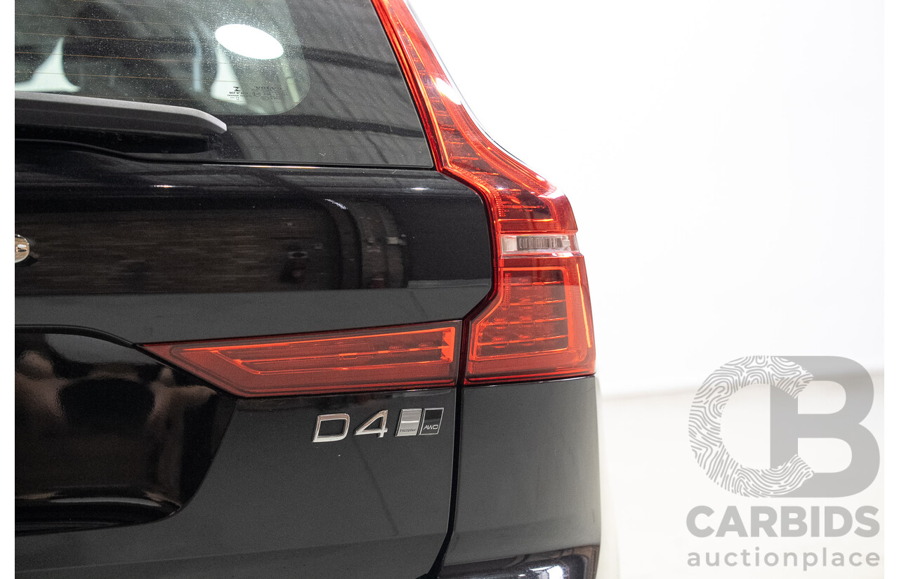 11/2017 Volvo XC60 D4 Inscription (AWD) 246 MY18 4d Wagon Ice White Turbo Diesel 2.0L