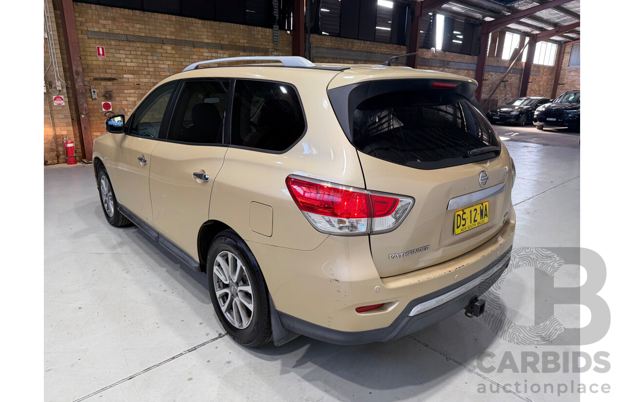 10/2013 Nissan Pathfinder ST (4x4) R52 4d Wagon Gold V6 3.5L - 7 Seater
