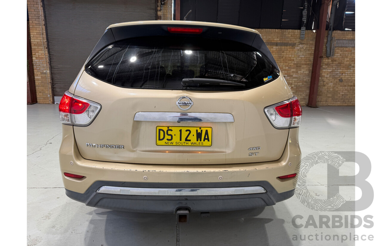 10/2013 Nissan Pathfinder ST (4x4) R52 4d Wagon Gold V6 3.5L - 7 Seater
