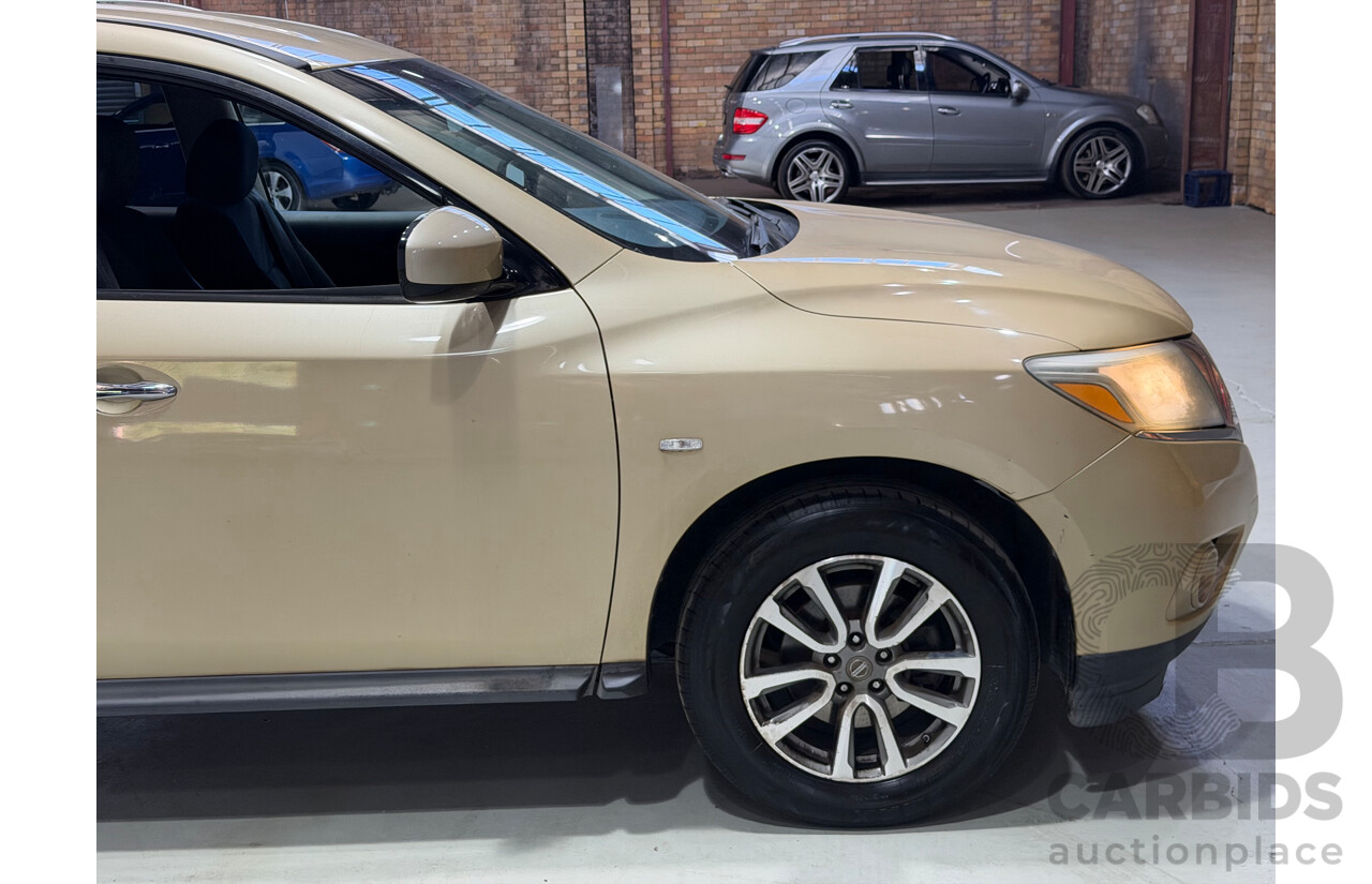 10/2013 Nissan Pathfinder ST (4x4) R52 4d Wagon Gold V6 3.5L - 7 Seater