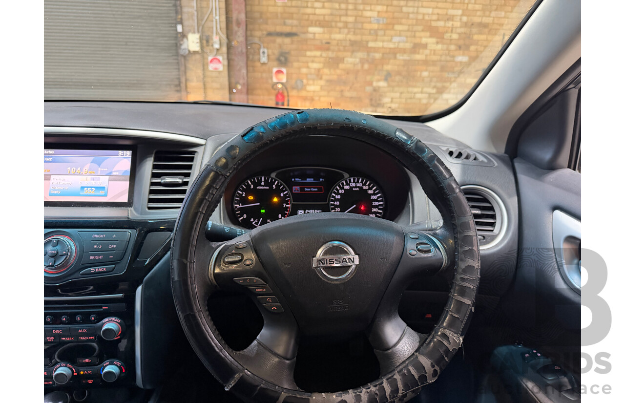 10/2013 Nissan Pathfinder ST (4x4) R52 4d Wagon Gold V6 3.5L - 7 Seater