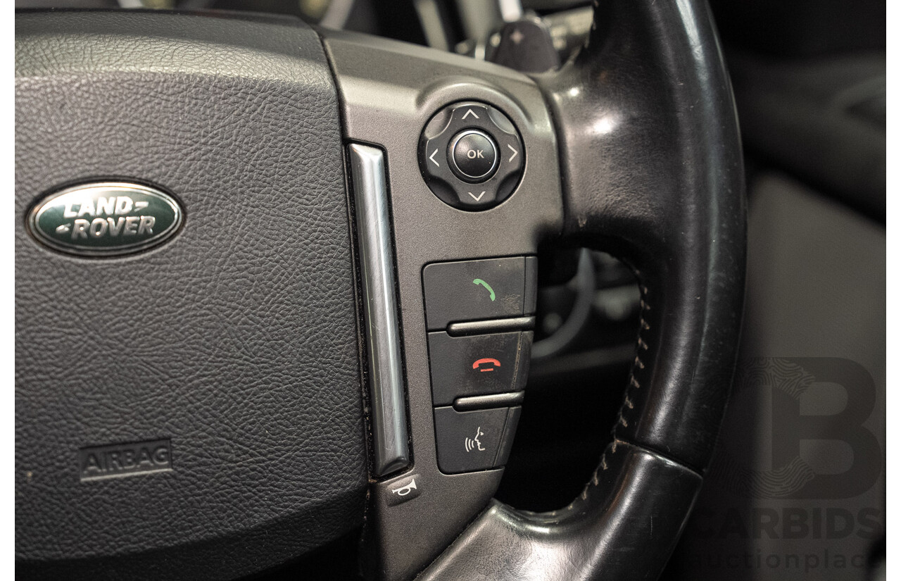 07/2014 Land Rover Discovery 4 3.0 TDV6 (4x4) MY14 4d Wagon Indus Silver Twin Turbo Diesel V6 3.0L - 7 Seater
