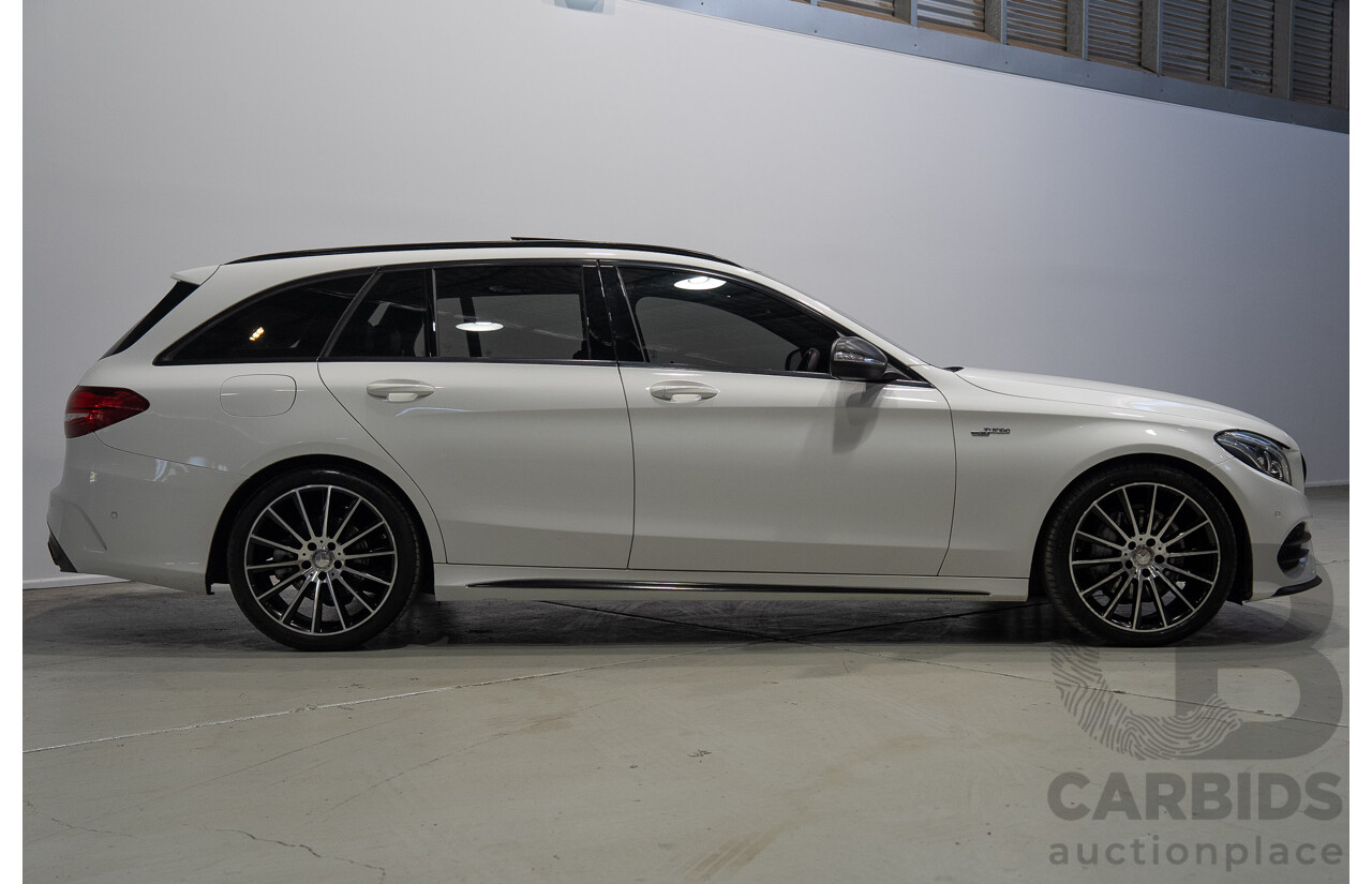04/2015 Mercedes-Benz C200 205 4d Wagon Polar White 2.0L