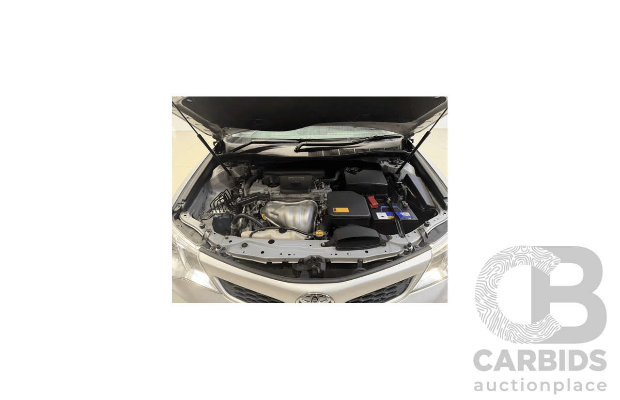 11/2013 Toyota Camry Atara S ASV50R 4d Sedan Silver Or Chrome 2.5L