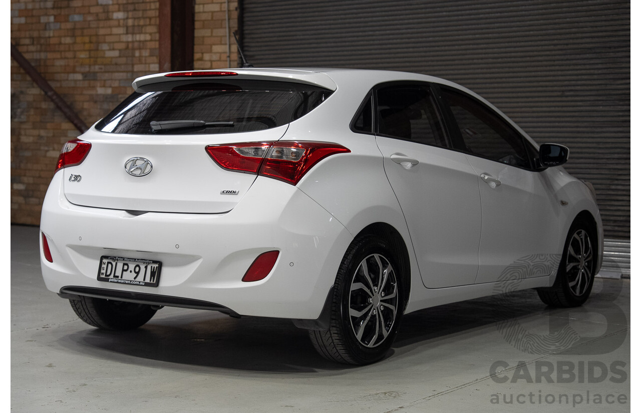 10/2016 Hyundai I30 Active CRDi GD4 Series 2 5d Hatchback White Turbo Diesel 1.6L