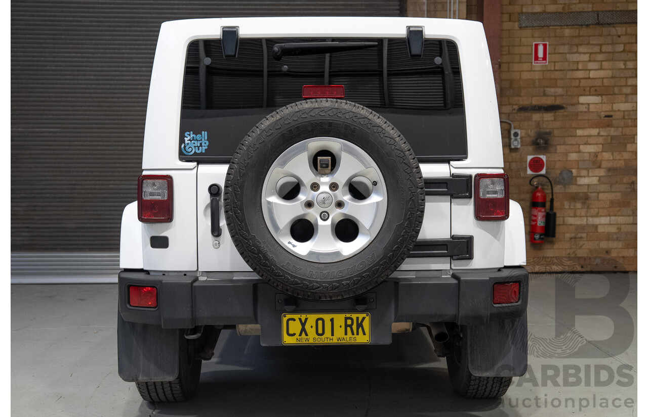 4/2013 Jeep Wrangler Unlimited Overland JK MY13 4d Hardtop White V6 3.6L