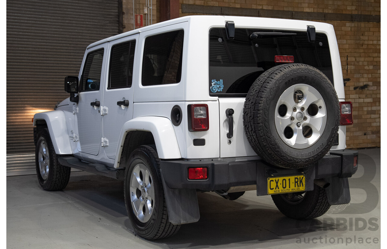 4/2013 Jeep Wrangler Unlimited Overland JK MY13 4d Hardtop White V6 3.6L