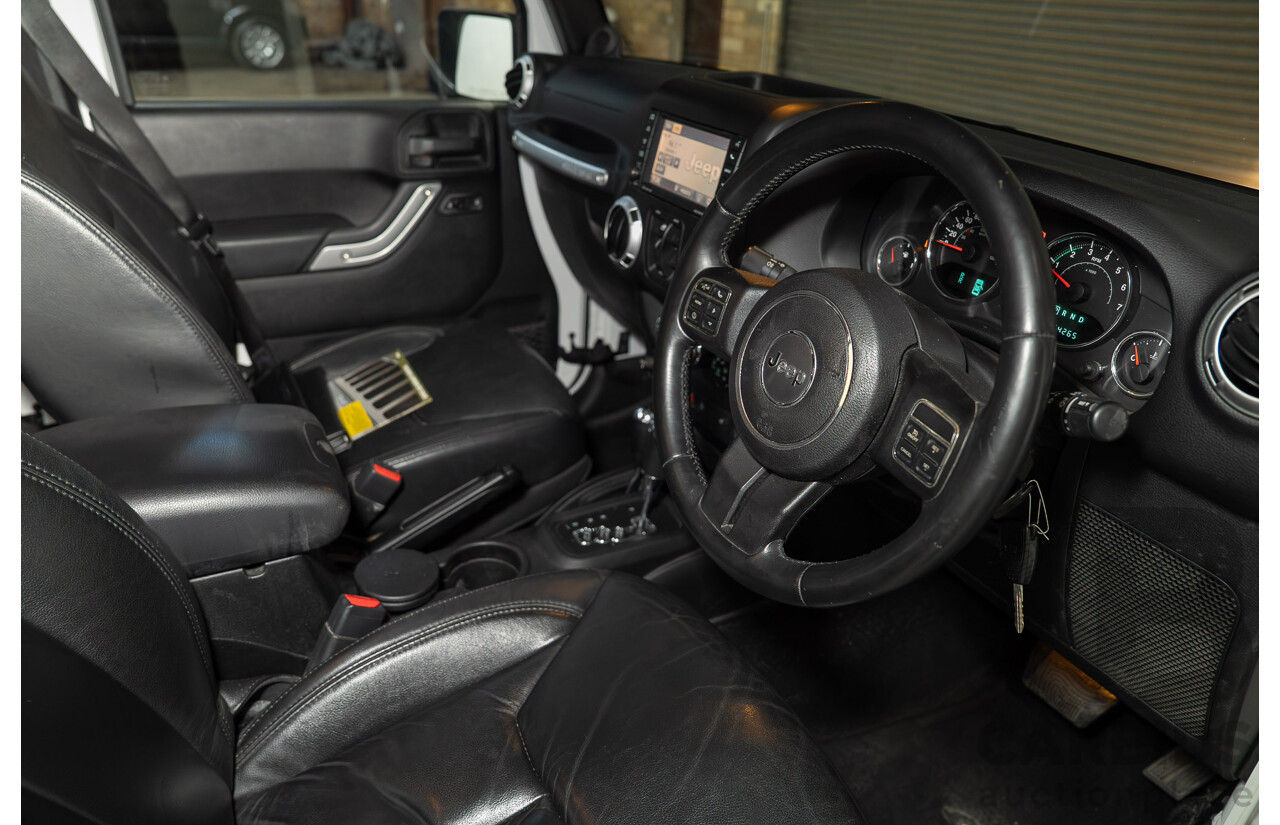 4/2013 Jeep Wrangler Unlimited Overland JK MY13 4d Hardtop White V6 3.6L