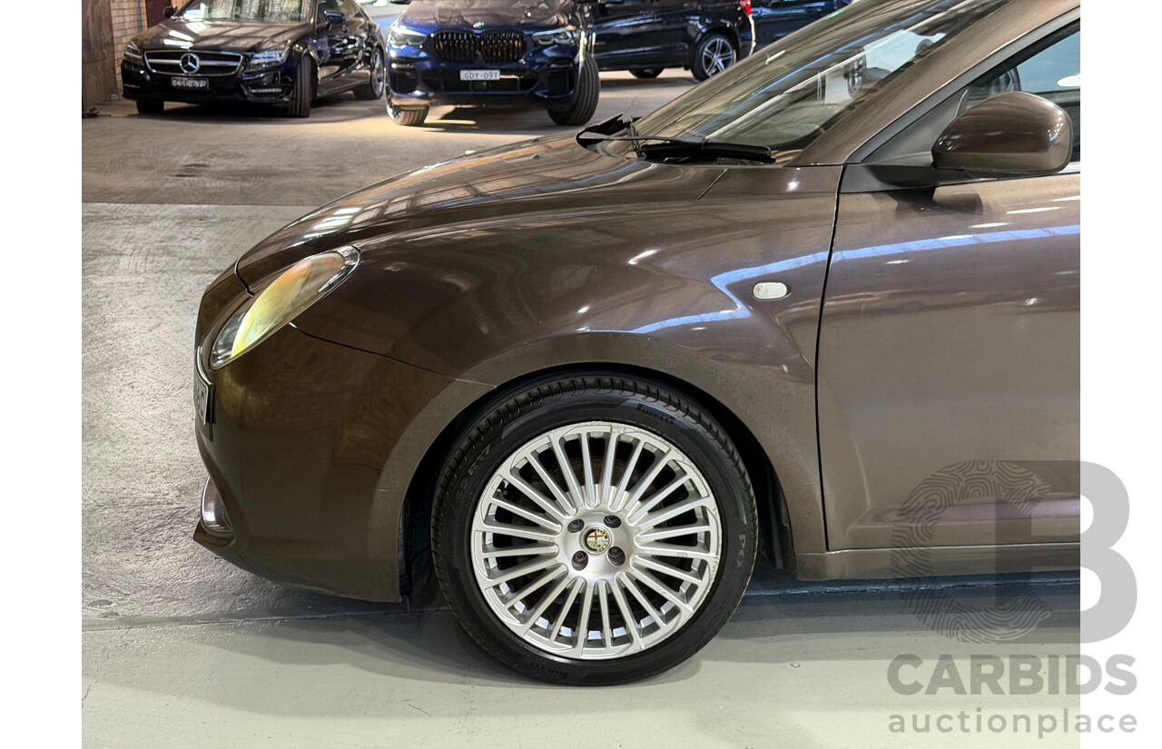 05/2015 Alfa Romeo Mito Distinctive Series 2 3d Hatchback Bronze Turbo 1.4L