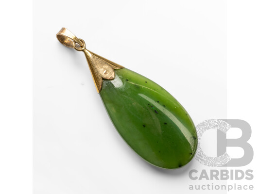 Handmade 14ct Yellow Gold Capped Jadeite Pendant - 4.38gms