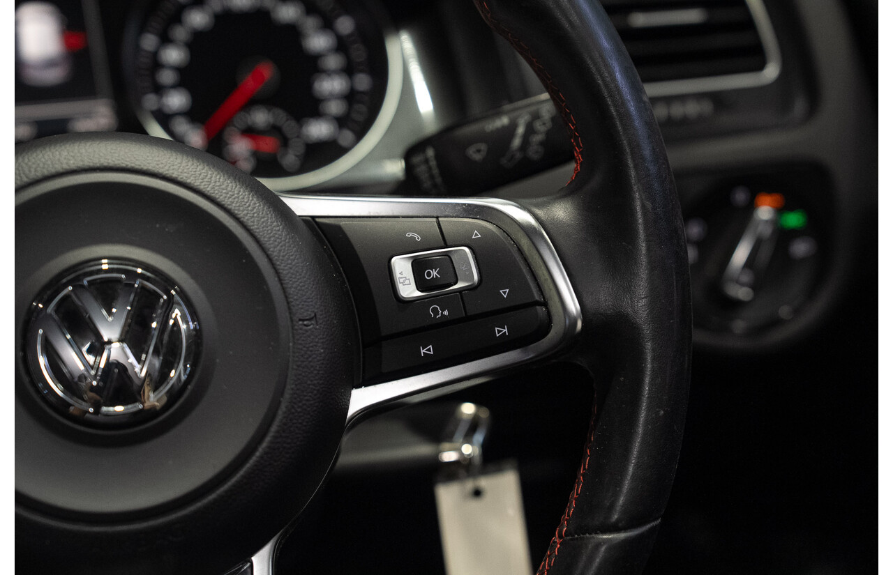 6/2015 Volkswagen Golf GTi AU MY15 5d Hatchback Pure White Turbo 2.0L